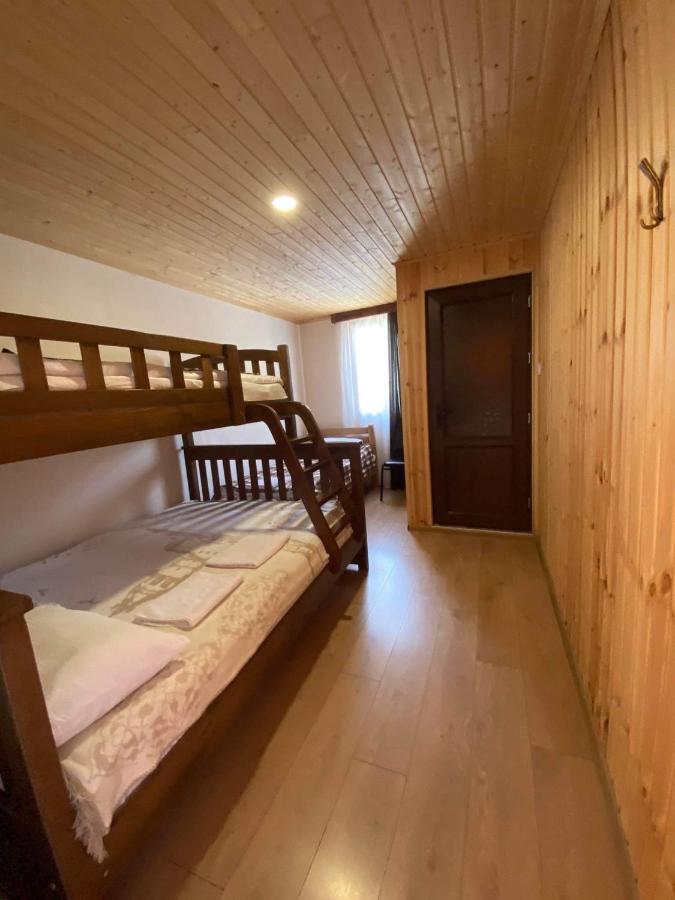 Guest House Gordila Omalo Bagian luar foto