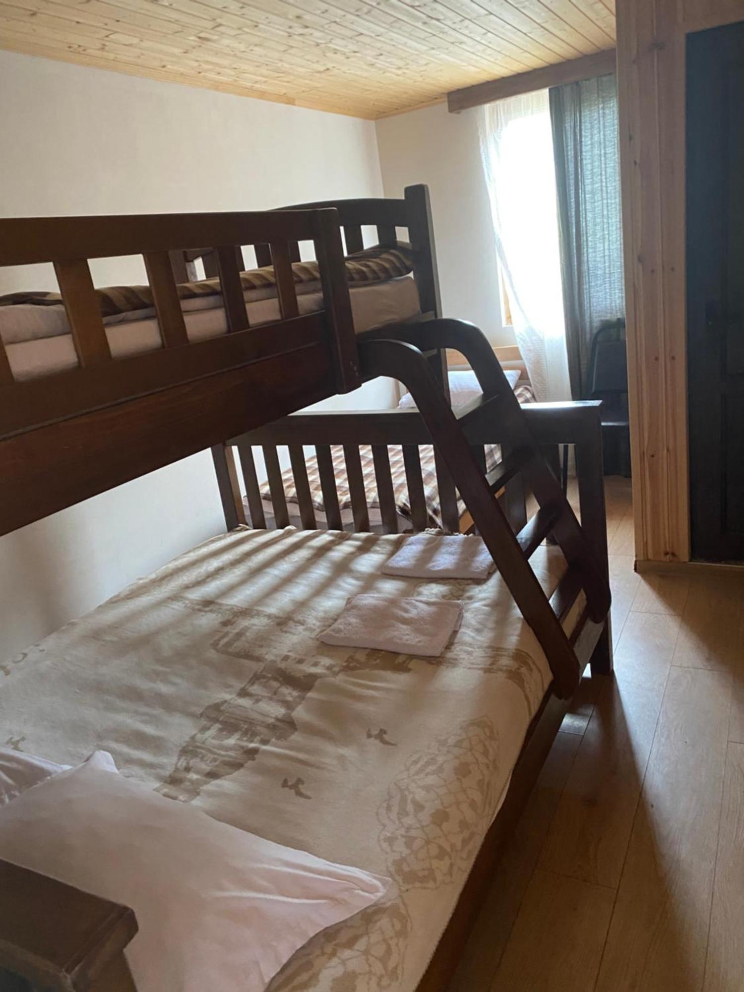 Guest House Gordila Omalo Bagian luar foto