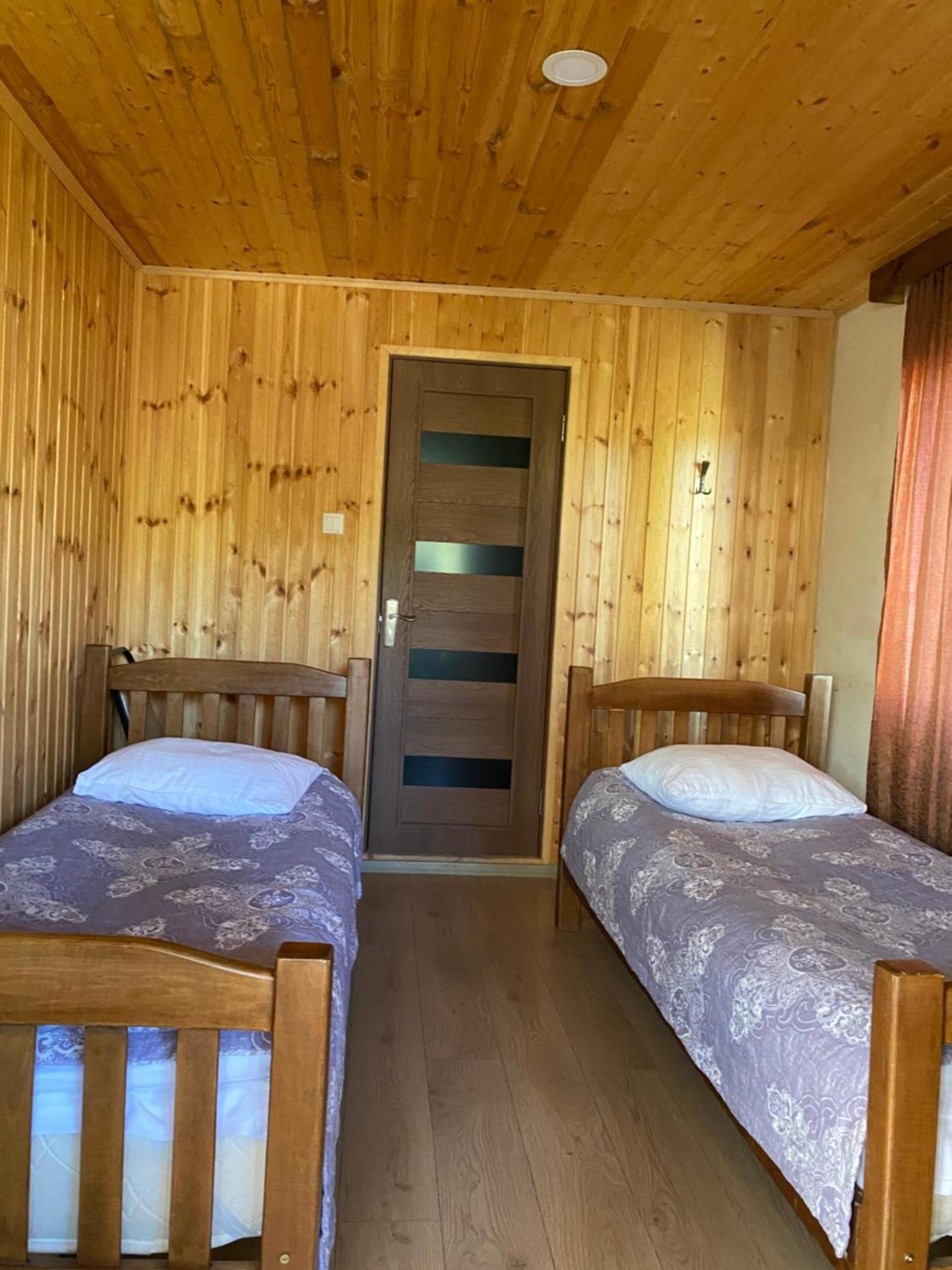 Guest House Gordila Omalo Bagian luar foto